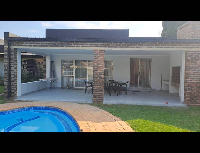 3 BEDROOM HOUSE TO LET IN VANDERBIJLPARK SW 2